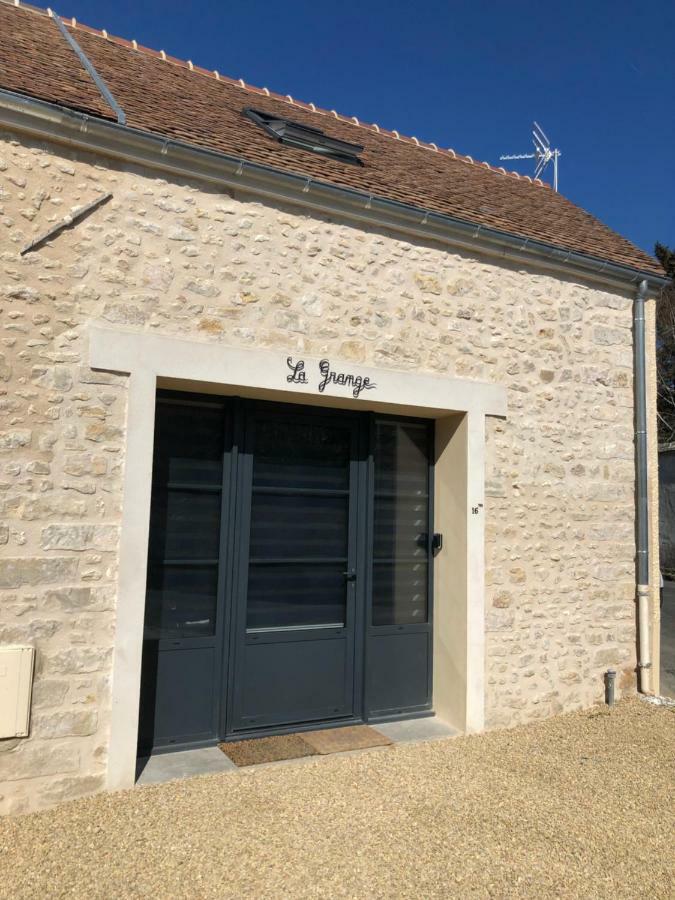La Grange Ury Exterior foto
